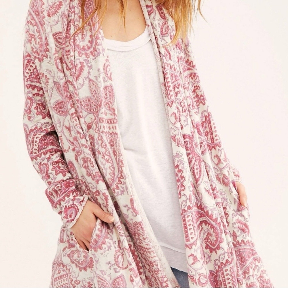 Magnolia Pearl Cotton Jersey Karesa Cardigan With Pockets in Pink Paisley